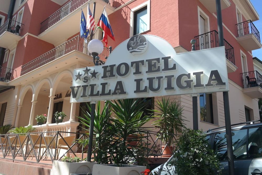 רימיני Hotel Villa Luigia מראה חיצוני תמונה