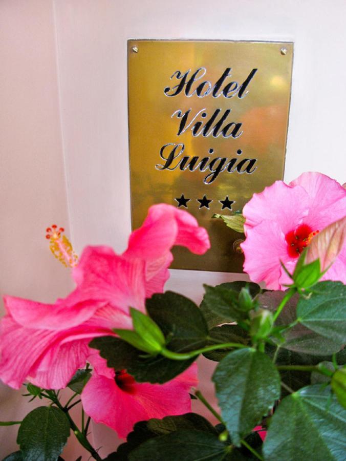 רימיני Hotel Villa Luigia מראה חיצוני תמונה